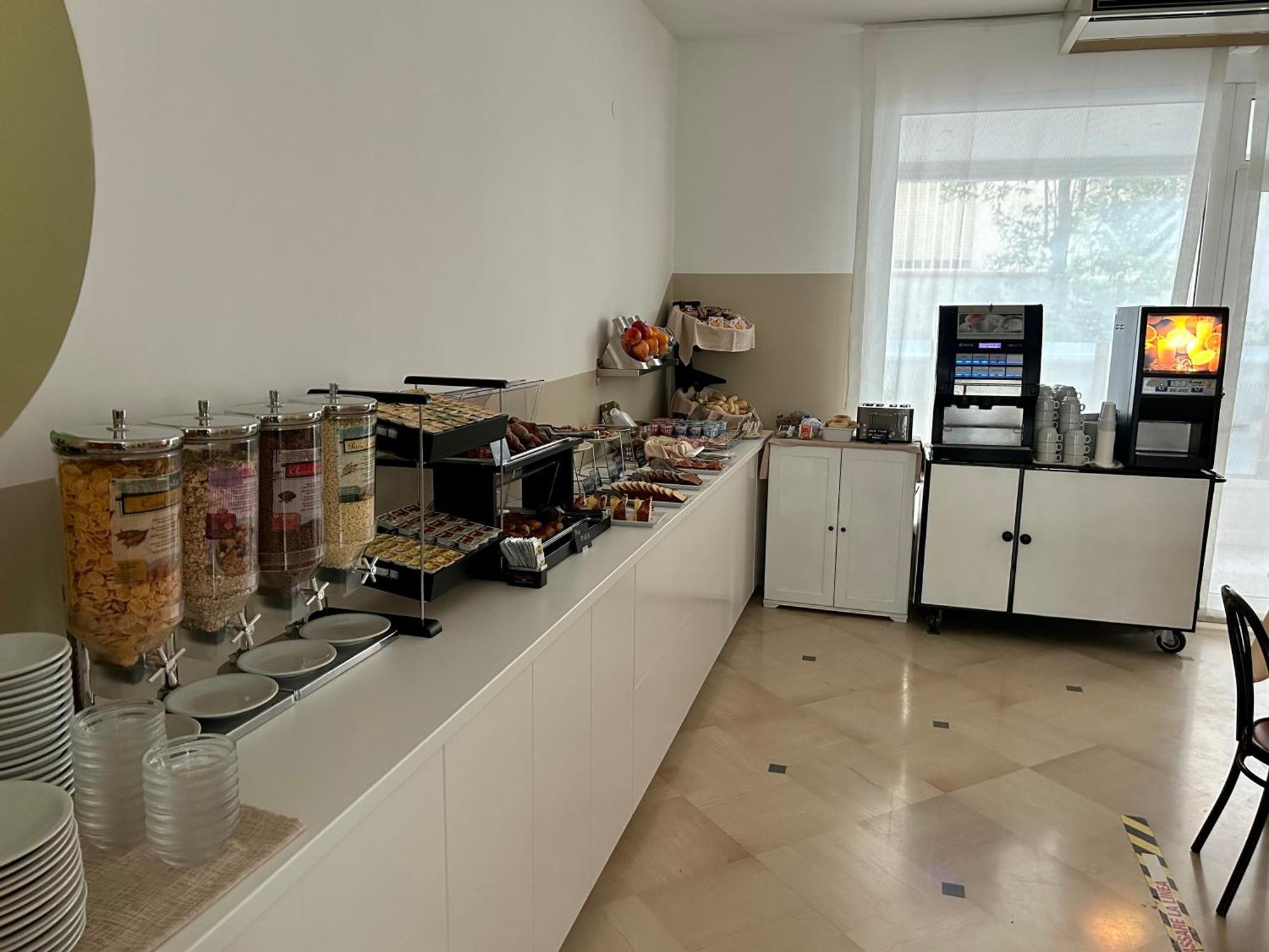 ריצ'יונה Hotel Massimo מראה חיצוני תמונה