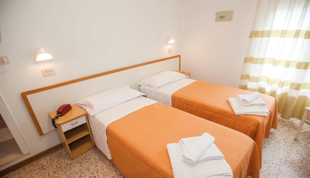 ריצ'יונה Hotel Massimo מראה חיצוני תמונה