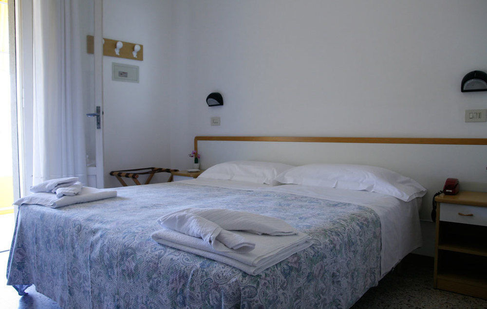 ריצ'יונה Hotel Massimo מראה חיצוני תמונה